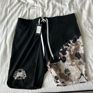 Darc Sport Die Standing stage shorts